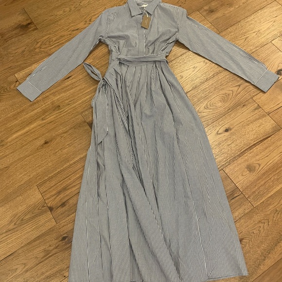 Ann Mashburn wrap blue and white maxi wrap dress in cotton - Picture 2 of 5